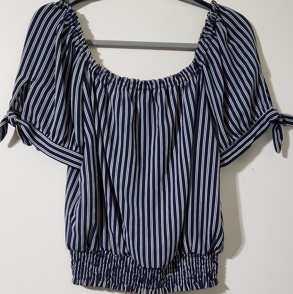 MICHAEL Michael Kors Off Shoulder Top - Picture 2 of 4